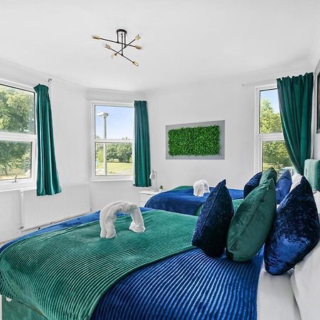 The Emerald Gem - Overlooking The Park Apartment Бристол Екстериор снимка